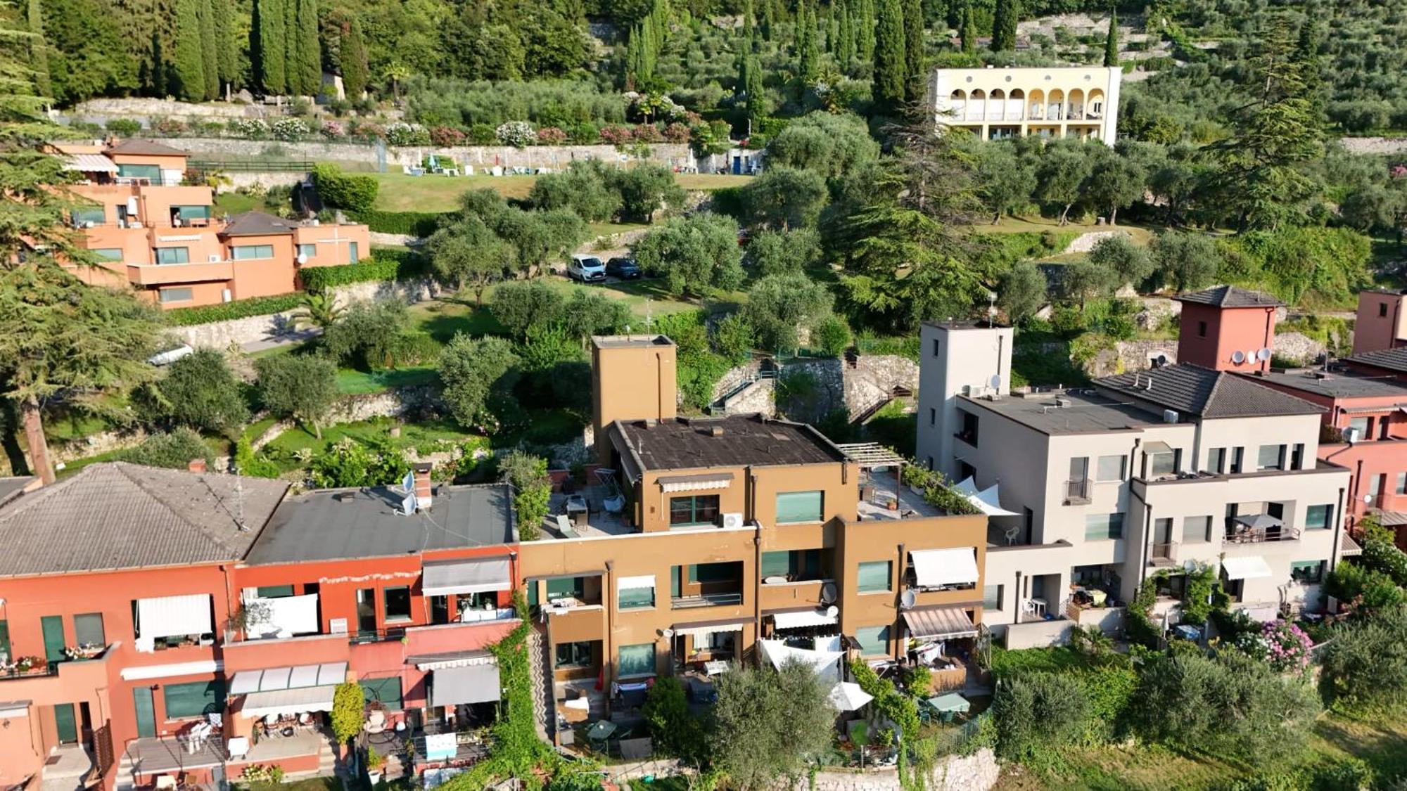 Casa Sara With Swimming Pool Appartement Riva del Garda Buitenkant foto