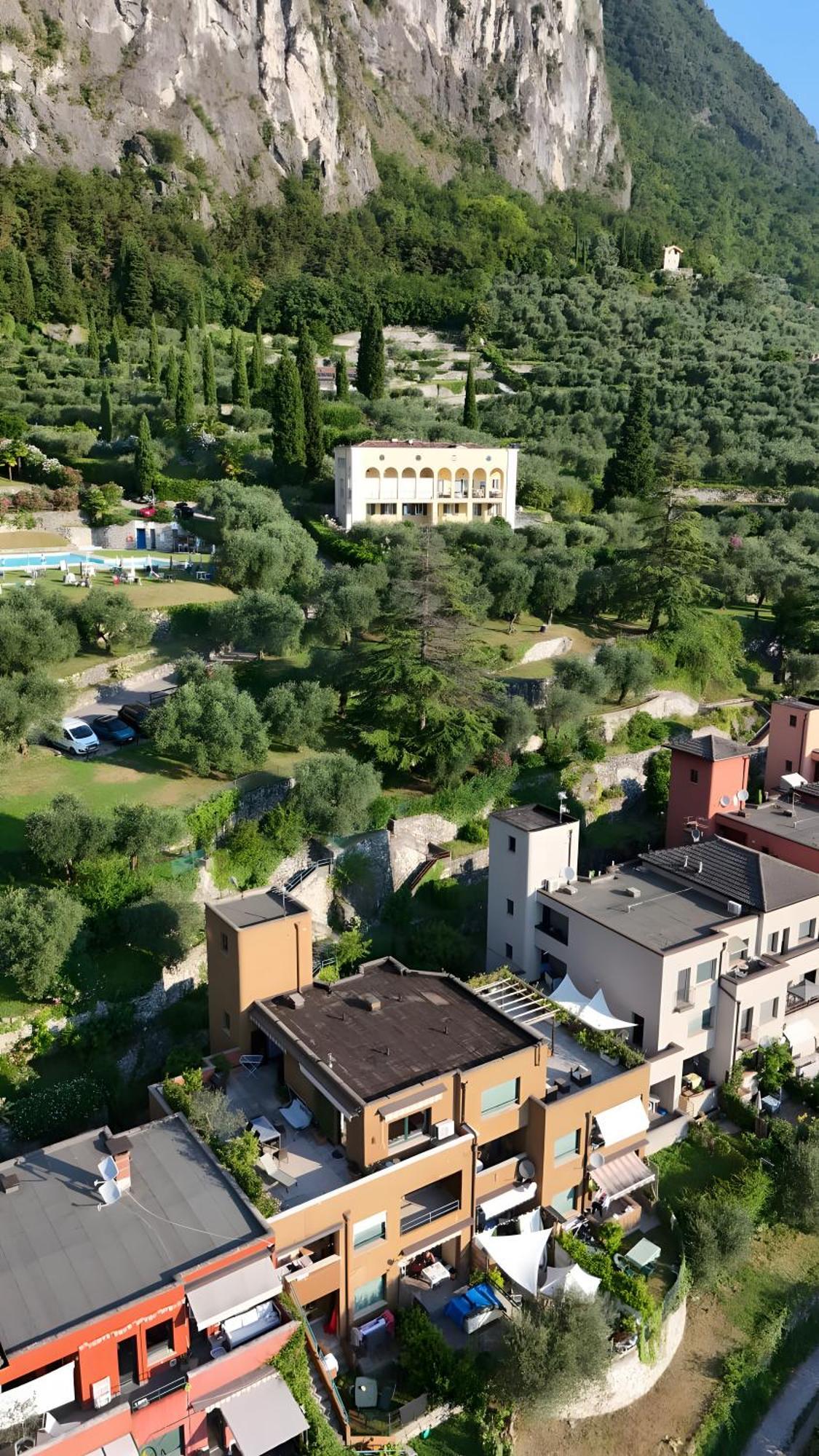 Casa Sara With Swimming Pool Appartement Riva del Garda Buitenkant foto