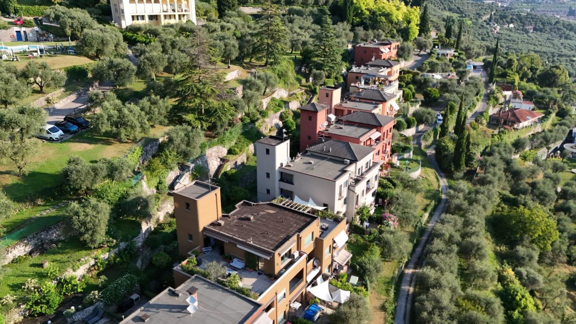 Casa Sara With Swimming Pool Appartement Riva del Garda Buitenkant foto