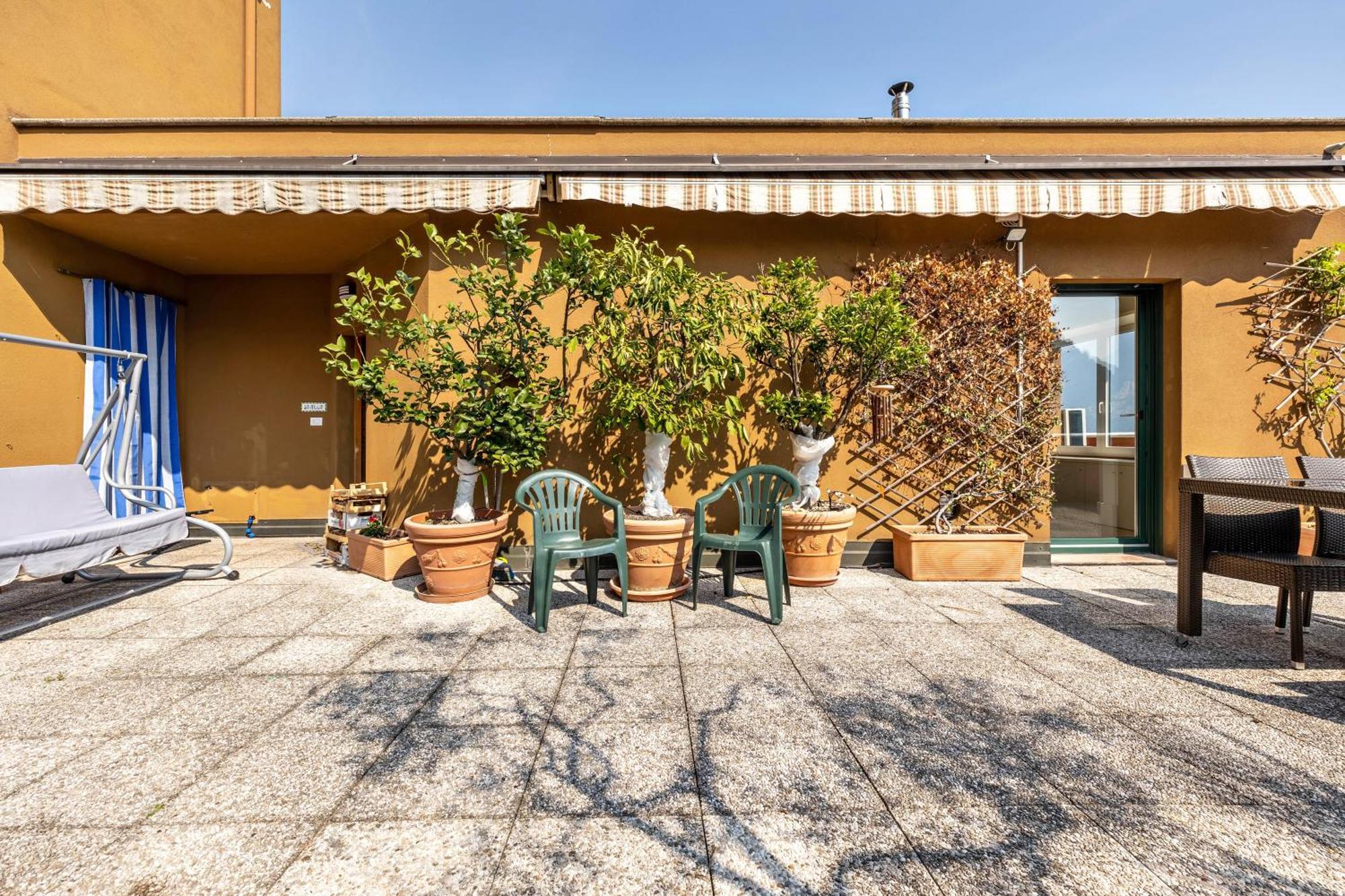 Casa Sara With Swimming Pool Appartement Riva del Garda Buitenkant foto