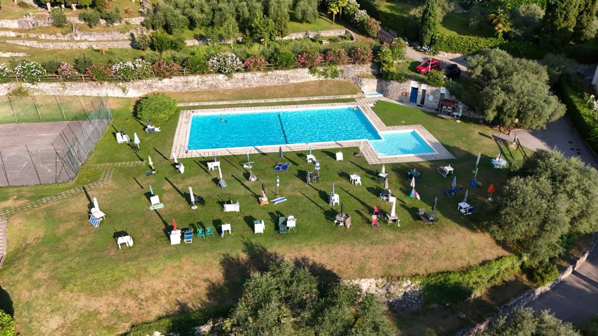 Casa Sara With Swimming Pool Appartement Riva del Garda Buitenkant foto